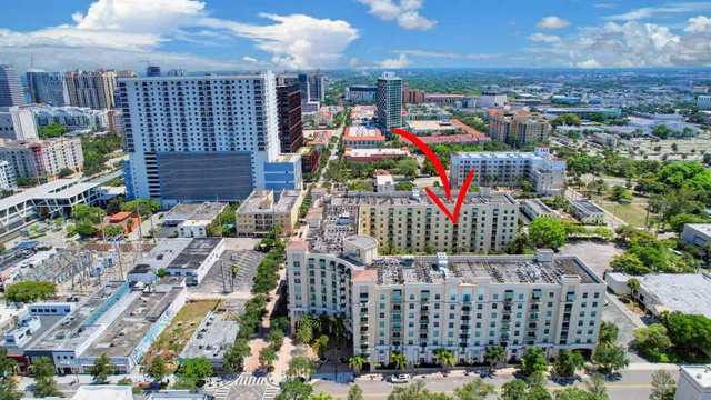 610 Clematis Unit 631 photo 36