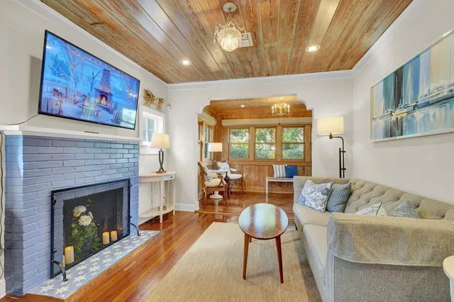 Grandview Heights Residence photo 9