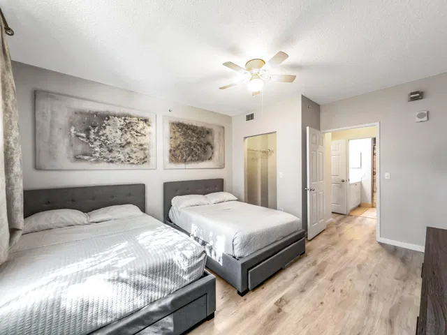 Courtyards in Cityplace Unit 218 photo 23