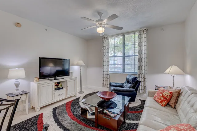 Courtyards in Cityplace Unit 112 photo 5