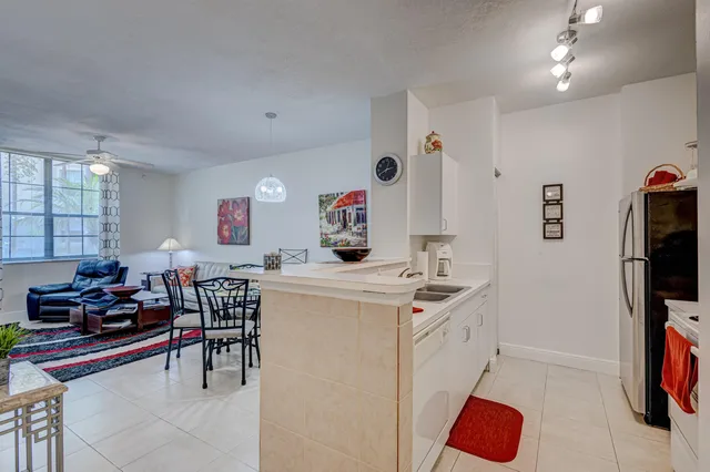 Courtyards in Cityplace Unit 112 photo 18