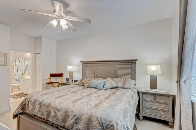 Courtyards in Cityplace Unit 112 photo 23