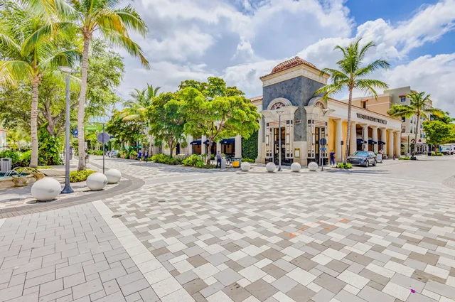 Courtyards in Cityplace Unit 112 photo 45