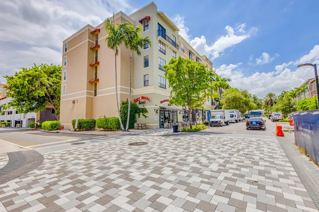 Courtyards in Cityplace Unit 112 photo 46