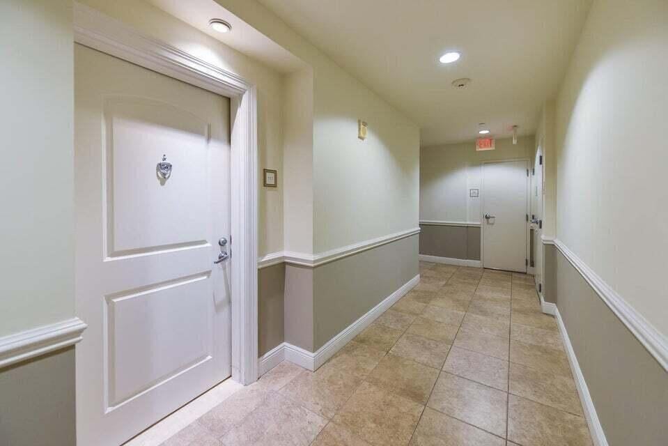Two City Plaza Unit 117 photo 19