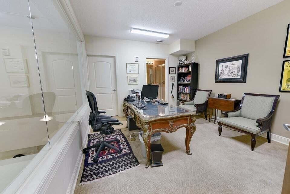 Two City Plaza Unit 117 photo 23