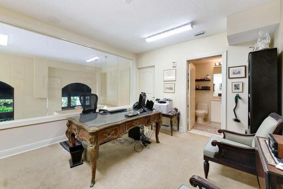 Two City Plaza Unit 117 photo 24