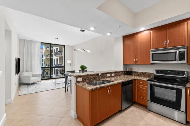 Two City Plaza Unit 1209 photo 5