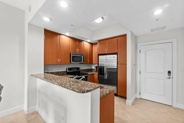 Two City Plaza Unit 1209 photo 7