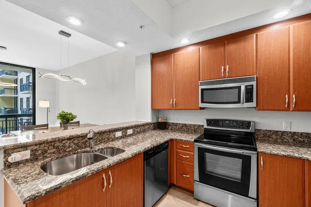 Two City Plaza Unit 1209 photo 9