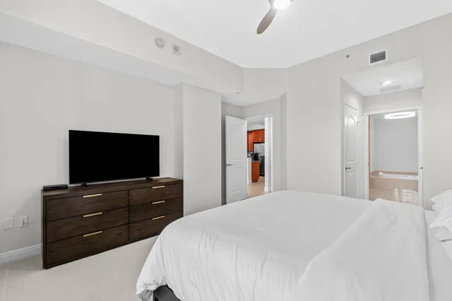 Two City Plaza Unit 1209 photo 14