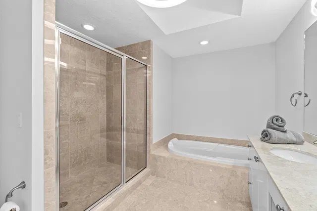 Two City Plaza Unit 1209 photo 16