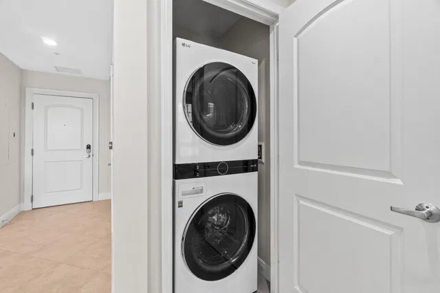 Two City Plaza Unit 1209 photo 18