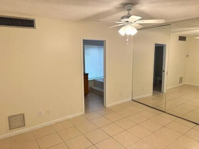 Unit N105 photo 6