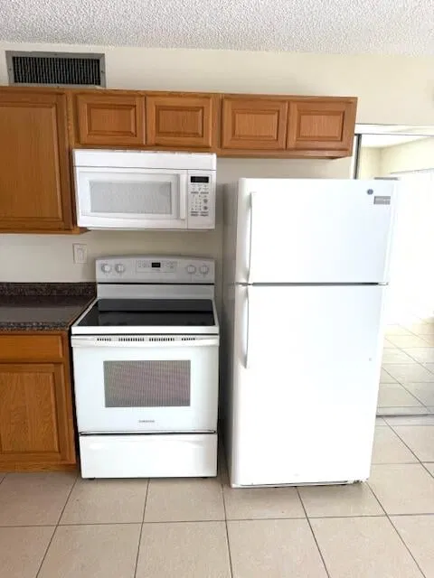 Unit N105 photo 17