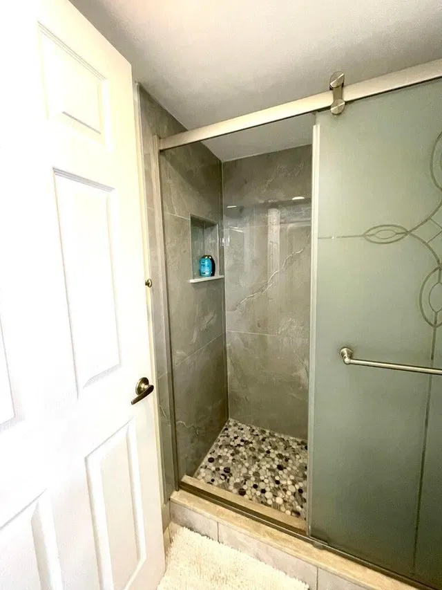 Unit 101 photo 12