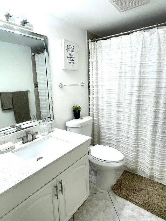 Unit 101 photo 14