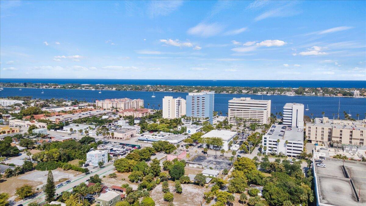 West Palm Beach Residence photo 9