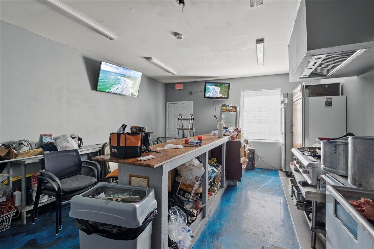 West Palm Beach Residence photo 25