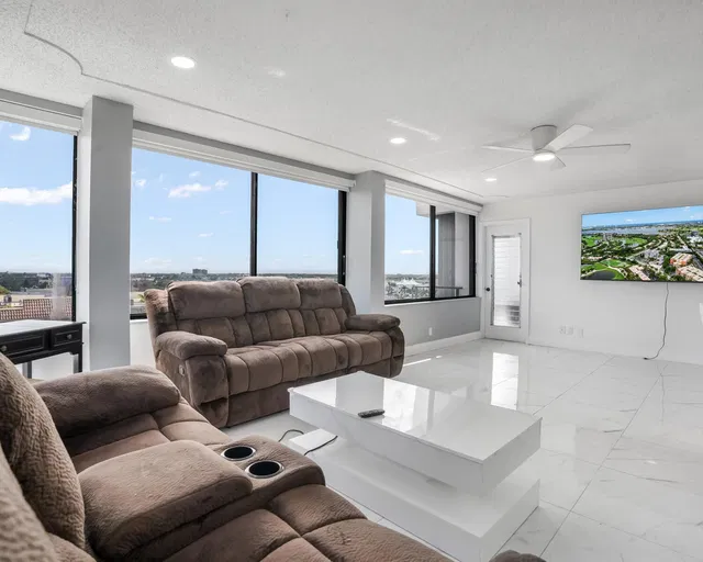 Presidential Towers Unit 806 photo 16