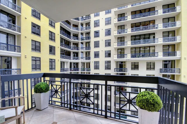 Two City Plaza Unit 1506 photo 17