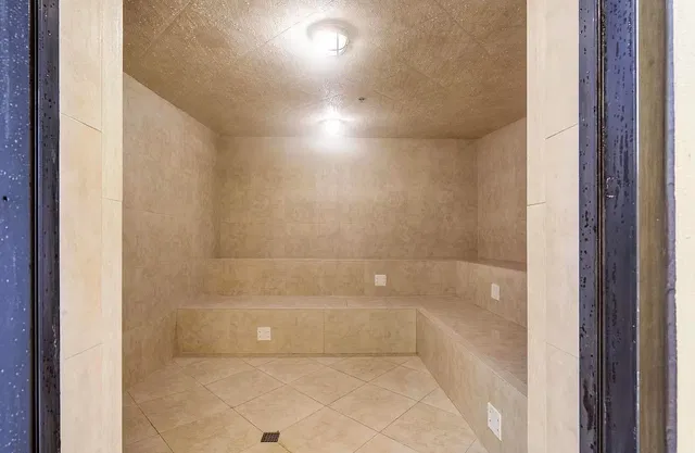 Two City Plaza Unit 1506 photo 31