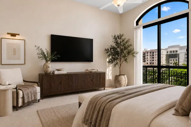 Two City Plaza Unit 320 photo 15