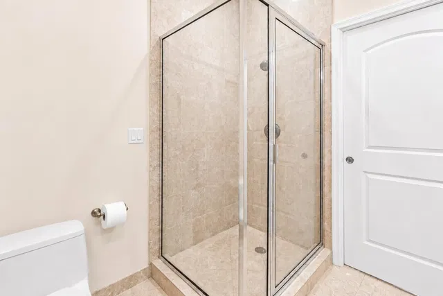 Two City Plaza Unit 320 photo 18