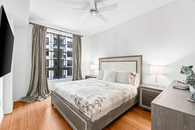 Two City Plaza Unit 807 photo 10