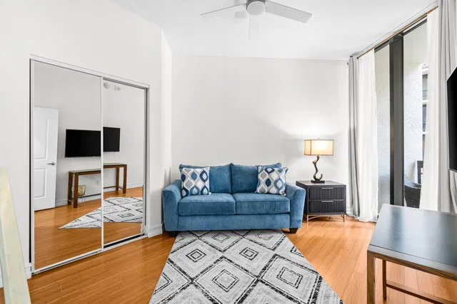 Two City Plaza Unit 807 photo 15