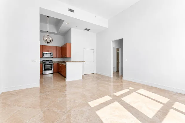 Two City Plaza Unit 302 photo 5