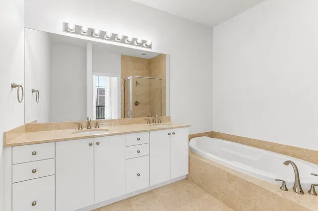 Two City Plaza Unit 302 photo 19