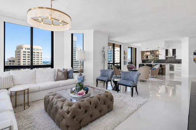 Two City Plaza Unit 1219 photo 9