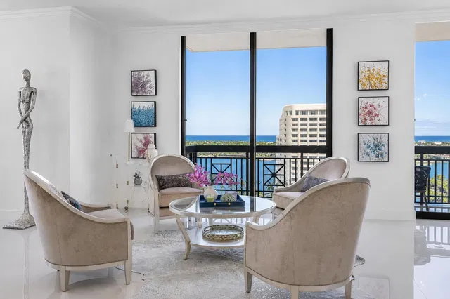 Two City Plaza Unit 1219 photo 12