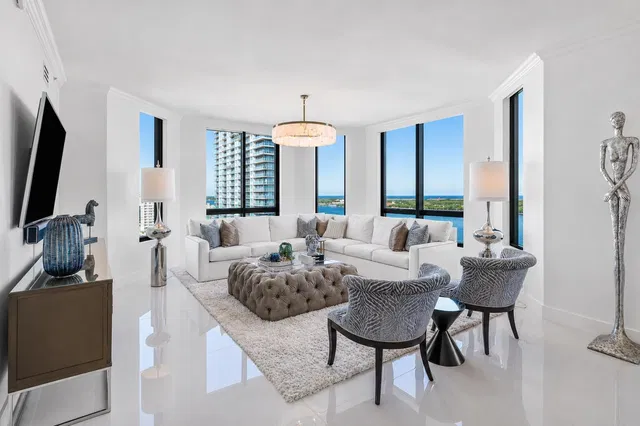 Two City Plaza Unit 1219 photo 14