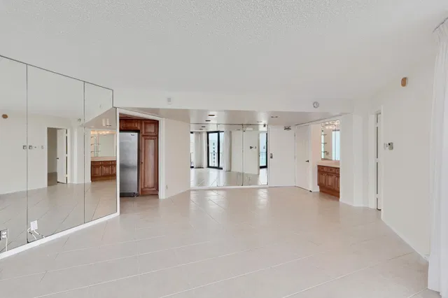 Singer Island Unit 2404 photo 13