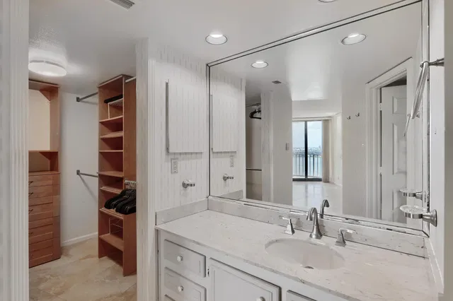 Singer Island Unit 2404 photo 31