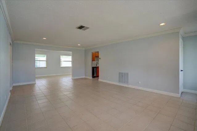  Residence photo 8