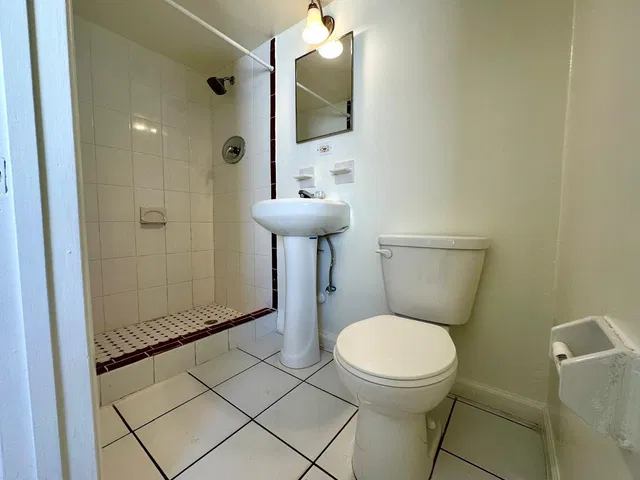 Unit 2 photo 2