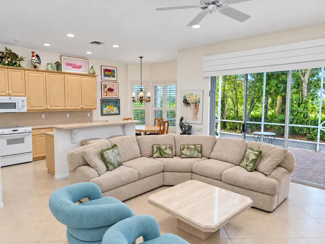 Residence photo 10