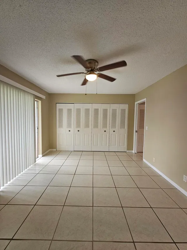 Residence photo 12