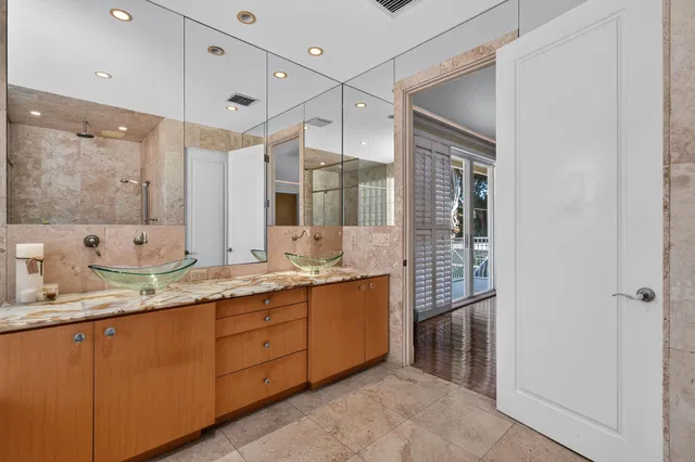North Palm Beach Country Club Residence photo 29