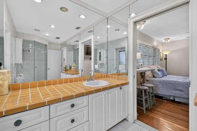 North Palm Beach Country Club Residence photo 39