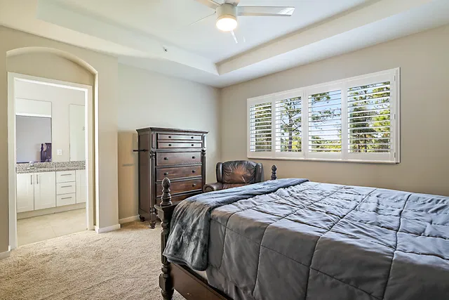 Residence photo 17