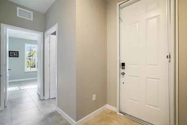 Residence photo 23