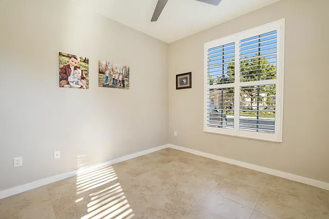 Residence photo 24