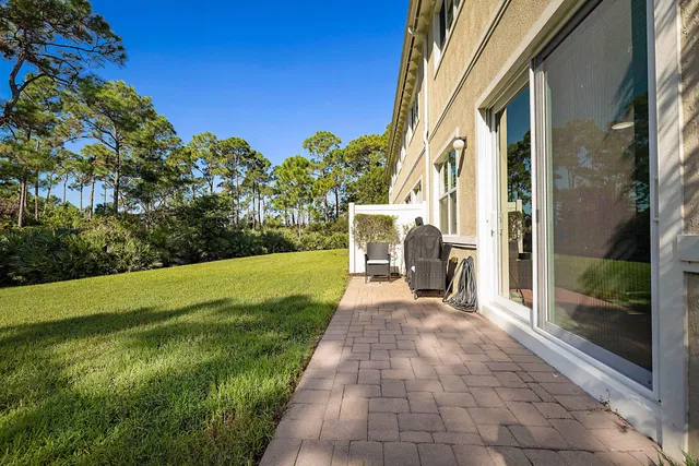 Residence photo 33