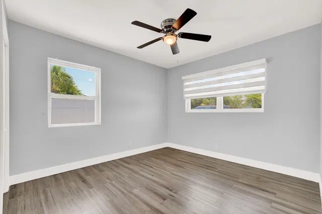 Residence photo 9