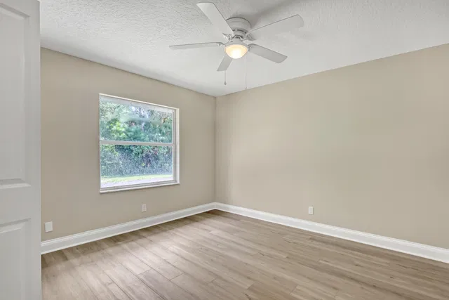 Residence photo 42