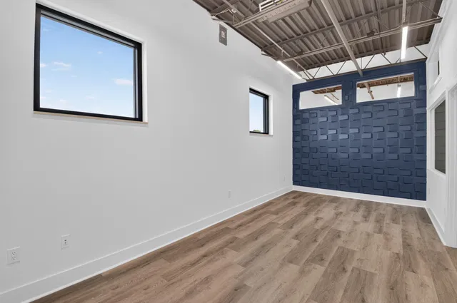 Residence photo 14